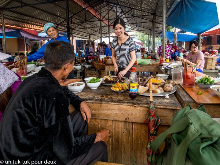 Restaurant au marché de Bac Ha